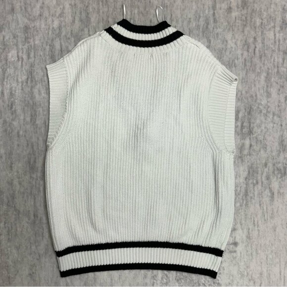 Dynamite Oversized Knit Sweater Vest - Picture 2 of 5